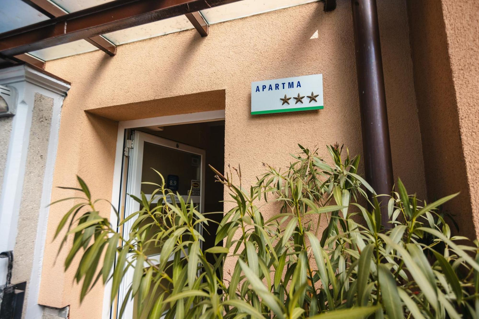 Vila Klara Apartments Ljubljana Exterior photo